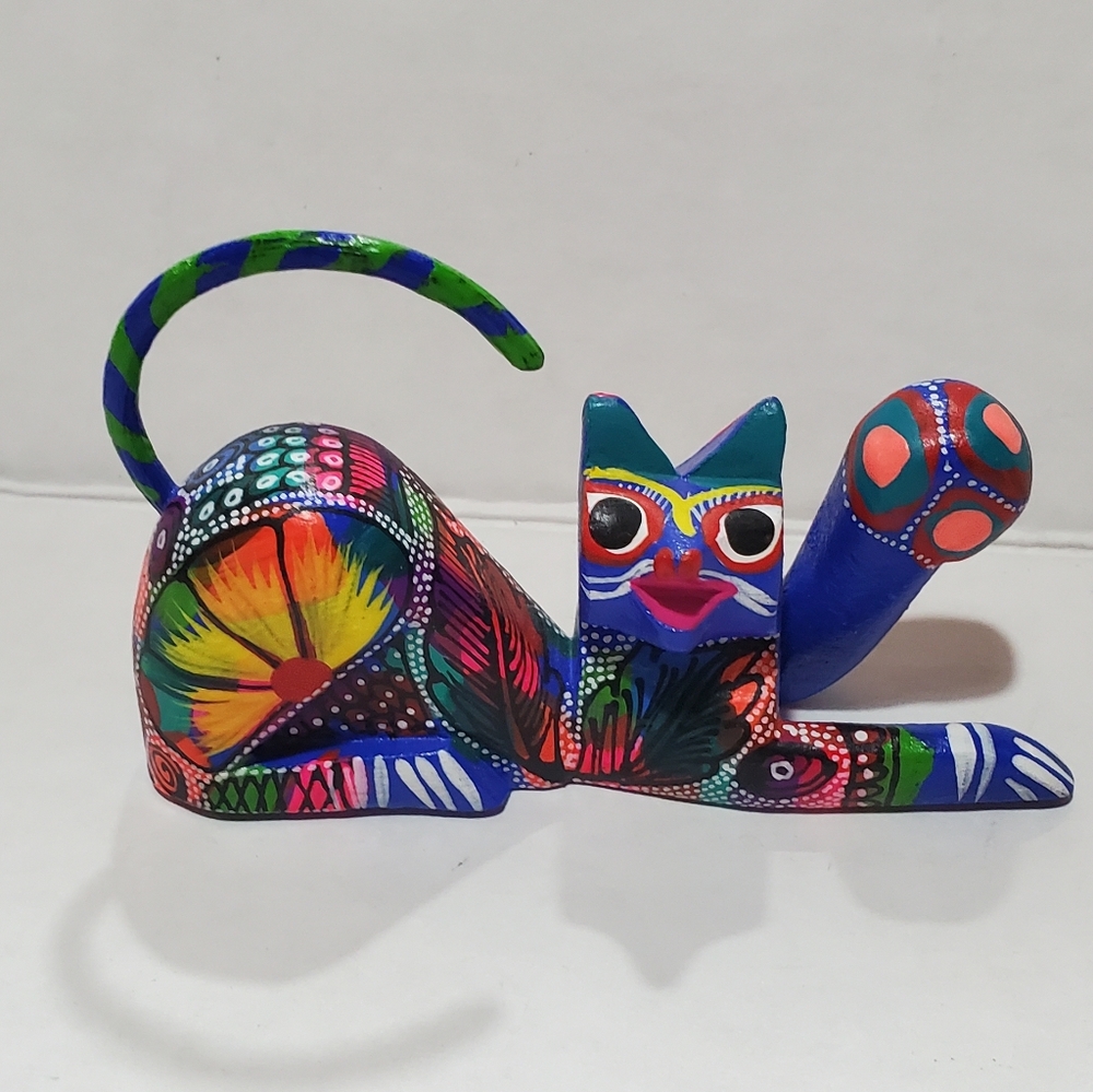 Cat Alebrije With Ball Wood Carving Figure